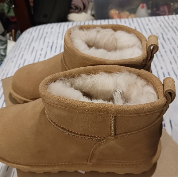 NWT!! BEARPAW SHORTIES Sz 7 (Water Resistant) - Picture 6 of 13